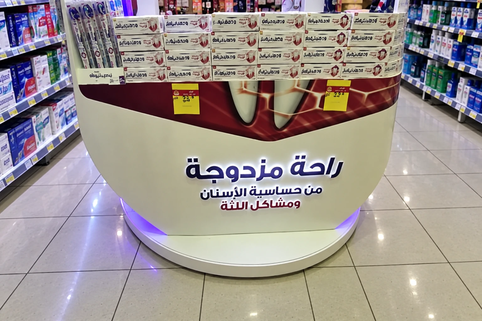 تفاصيل حملة على واجهة دائرية